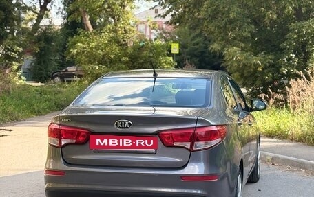 KIA Rio III рестайлинг, 2015 год, 935 000 рублей, 4 фотография