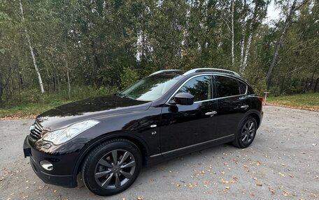 Infiniti QX50 I рестайлинг, 2015 год, 2 050 000 рублей, 4 фотография