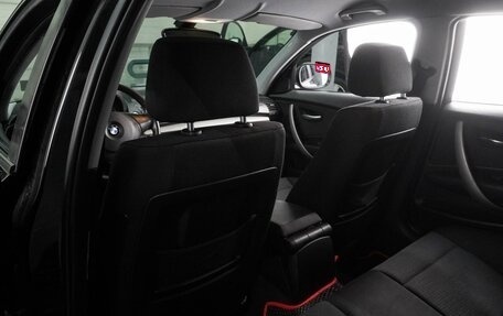 BMW 1 серия, 2010 год, 749 000 рублей, 11 фотография