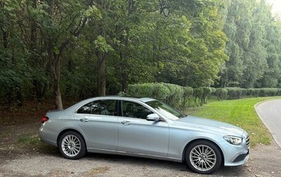 Mercedes-Benz E-Класс, 2020 год, 4 250 000 рублей, 1 фотография