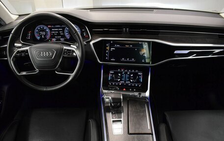 Audi A7, 2018 год, 4 200 000 рублей, 9 фотография
