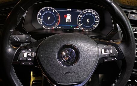 Volkswagen Tiguan II, 2018 год, 2 800 000 рублей, 5 фотография