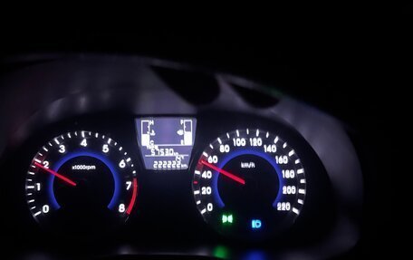 Hyundai Solaris II рестайлинг, 2015 год, 820 000 рублей, 9 фотография
