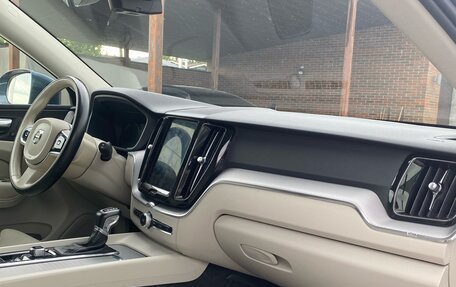 Volvo XC60 II, 2018 год, 2 950 000 рублей, 16 фотография