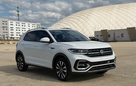 Volkswagen T-Cross I, 2023 год, 1 690 002 рублей, 3 фотография