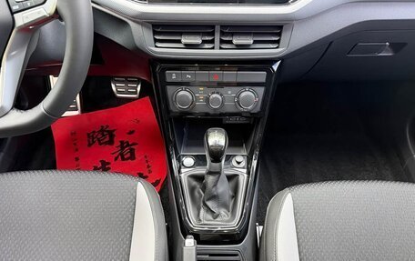 Volkswagen T-Cross I, 2023 год, 1 690 002 рублей, 13 фотография