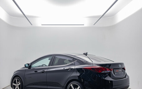 Hyundai Elantra V, 2015 год, 949 000 рублей, 7 фотография