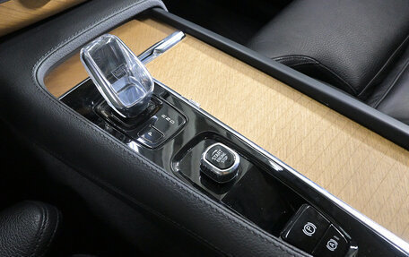 Volvo XC90 II рестайлинг, 2022 год, 5 600 000 рублей, 12 фотография