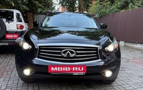 Infiniti FX II, 2012 год, 2 980 000 рублей, 8 фотография