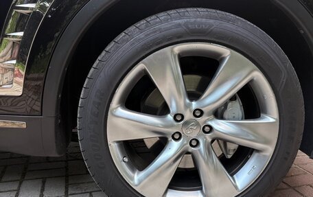 Infiniti FX II, 2012 год, 2 980 000 рублей, 16 фотография