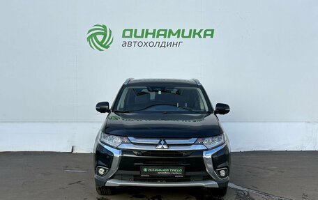 Mitsubishi Outlander III рестайлинг 3, 2018 год, 2 125 000 рублей, 2 фотография