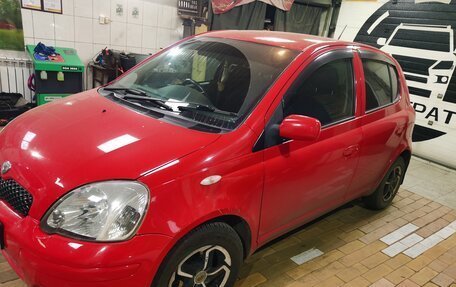 Toyota Vitz, 2003 год, 400 000 рублей, 3 фотография
