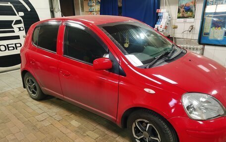Toyota Vitz, 2003 год, 400 000 рублей, 2 фотография