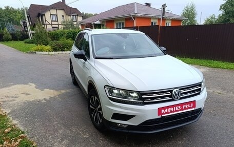 Volkswagen Tiguan II, 2020 год, 2 620 000 рублей, 3 фотография
