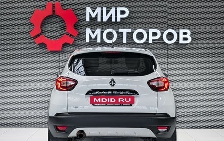 Renault Kaptur I рестайлинг, 2017 год, 1 150 000 рублей, 5 фотография