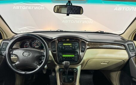 Toyota Highlander III, 2003 год, 1 330 000 рублей, 10 фотография