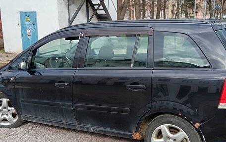 Opel Zafira B, 2008 год, 400 000 рублей, 3 фотография