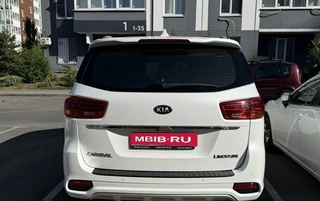 KIA Carnival III, 2019 год, 2 999 000 рублей, 6 фотография