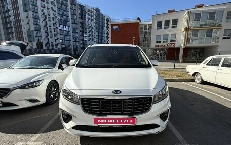 KIA Carnival III, 2019 год, 2 999 000 рублей, 5 фотография