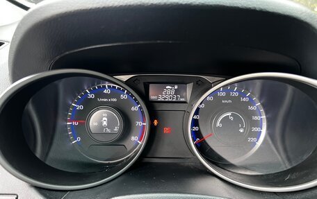Hyundai ix35 I рестайлинг, 2011 год, 920 000 рублей, 13 фотография