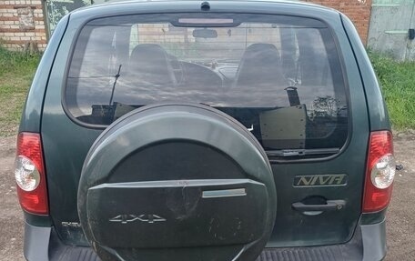 Chevrolet Niva I рестайлинг, 2013 год, 500 000 рублей, 4 фотография