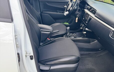 KIA Rio IV, 2020 год, 1 700 000 рублей, 2 фотография