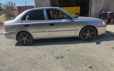 Hyundai Accent II, 2005 год, 330 000 рублей, 3 фотография