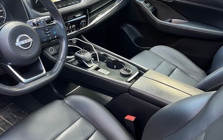 Nissan Rogue, 2023 год, 2 400 000 рублей, 3 фотография