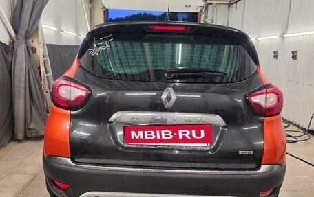 Renault Kaptur I рестайлинг, 2017 год, 1 600 000 рублей, 2 фотография