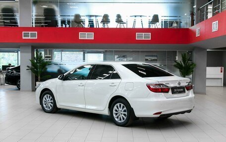 Toyota Camry, 2016 год, 1 950 000 рублей, 4 фотография