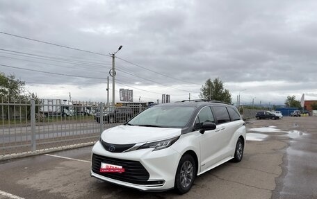 Toyota Sienna, 2021 год, 4 000 000 рублей, 1 фотография