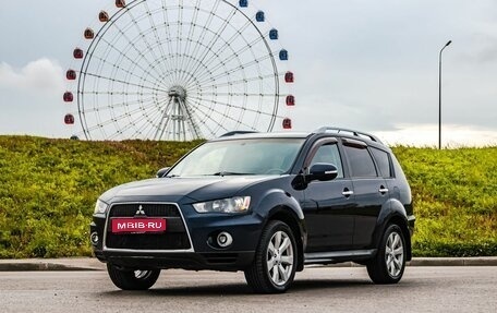 Mitsubishi Outlander III рестайлинг 3, 2010 год, 1 150 000 рублей, 1 фотография