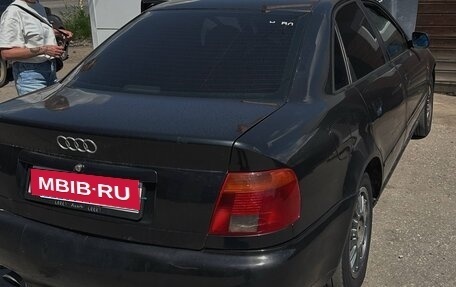 Audi A4, 1996 год, 90 000 рублей, 1 фотография