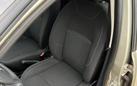 Renault Logan II, 2014 год, 850 000 рублей, 11 фотография