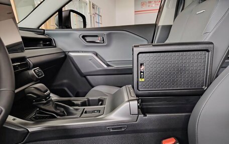 Toyota RAV4, 2026 год, 4 690 000 рублей, 17 фотография