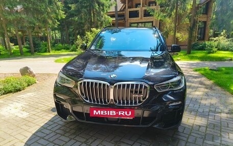 BMW X5, 2019 год, 4 950 000 рублей, 2 фотография
