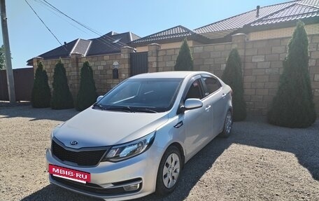 KIA Rio III рестайлинг, 2017 год, 1 050 000 рублей, 2 фотография