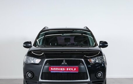 Mitsubishi Outlander III рестайлинг 3, 2010 год, 1 549 000 рублей, 2 фотография