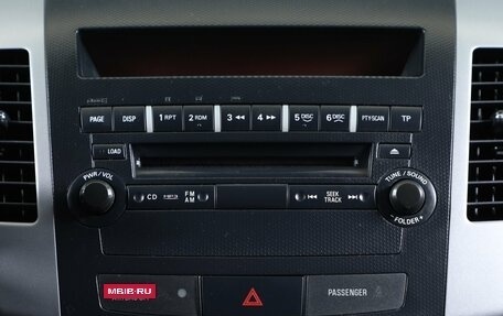 Mitsubishi Outlander III рестайлинг 3, 2010 год, 1 549 000 рублей, 11 фотография