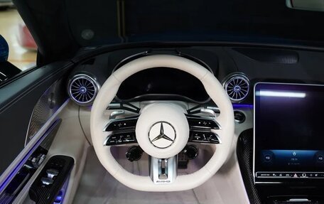 Mercedes-Benz SL-Класс AMG, 2023 год, 20 000 000 рублей, 10 фотография