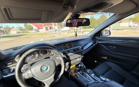BMW 5 серия, 2010 год, 975 000 рублей, 9 фотография