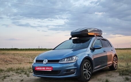 Volkswagen Golf VII, 2013 год, 1 370 000 рублей, 2 фотография