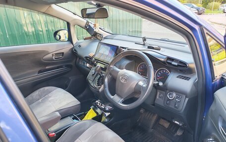 Toyota Wish II, 2013 год, 1 300 000 рублей, 13 фотография