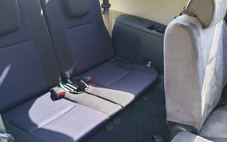 Toyota Wish II, 2013 год, 1 300 000 рублей, 11 фотография