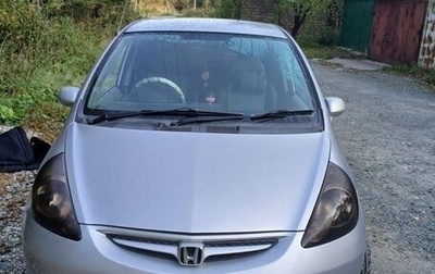 Honda Fit III, 2005 год, 800 000 рублей, 1 фотография