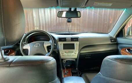 Toyota Camry, 2011 год, 1 550 000 рублей, 12 фотография