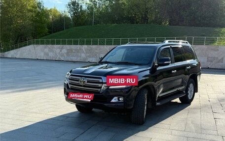 Toyota Land Cruiser 200, 2015 год, 5 350 000 рублей, 3 фотография