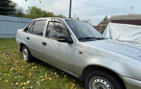 Daewoo Nexia I рестайлинг, 2011 год, 125 000 рублей, 3 фотография