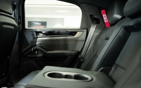 Porsche Cayenne III, 2026 год, 17 590 000 рублей, 24 фотография