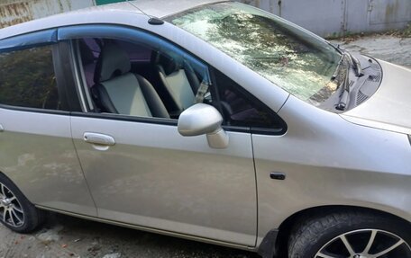 Honda Fit III, 2005 год, 800 000 рублей, 9 фотография